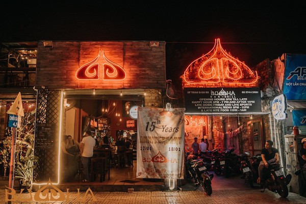 TP Hồ Chí Minh: Xác minh được 155 người tham dự buổi tiệc tại quán bar Buddha - Ảnh 1