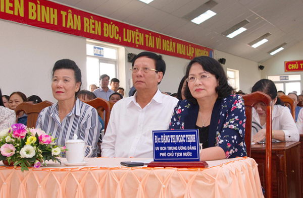 FrieslandCampina Việt Nam vinh dự cùng Hội Liên Hiệp Phụ Nữ Việt Nam mang xuân đến người nghèo - Ảnh 1