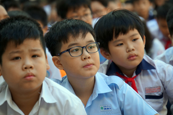 TP Hồ Chí Minh: Đề nghị phát khẩu trang cho 1,4 triệu giáo viên, học sinh - Ảnh 1