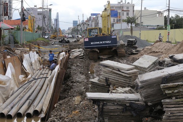 TP Hồ Chí Minh: Hàng loạt dự án giao thông, chống ngập trễ hẹn vì chờ mặt bằng - Ảnh 3