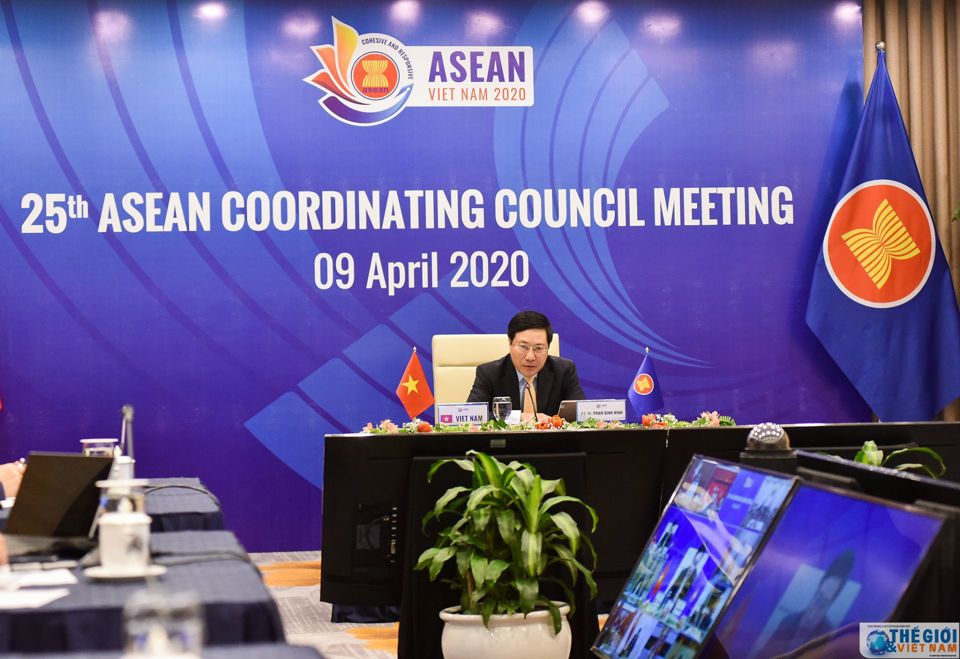 Chủ tịch ASEAN 2020 đã làm gì trước thử thách Covid-19? - Ảnh 1