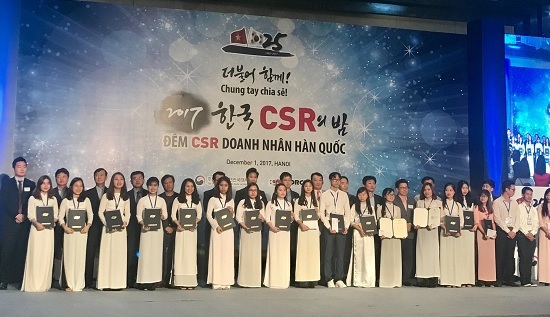 Doanh nghiệp Hàn Quốc trao 114 suất học bổng cho sinh viên Việt Nam - Ảnh 1
