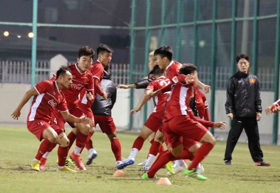 Lương Xuân Trường nỗ lực để được thi đấu nhiều trận tại VCK Asian Cup 2019 - Ảnh 1