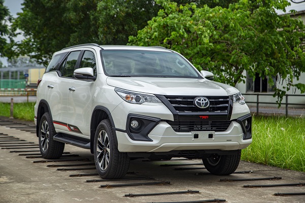 Toyota Việt Nam xuất xưởng chiếc xe thứ 500.000 - Ảnh 2