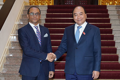 Thủ tướng tiếp Bộ trưởng Ngoại giao và Hợp tác Timor-Leste - Ảnh 1