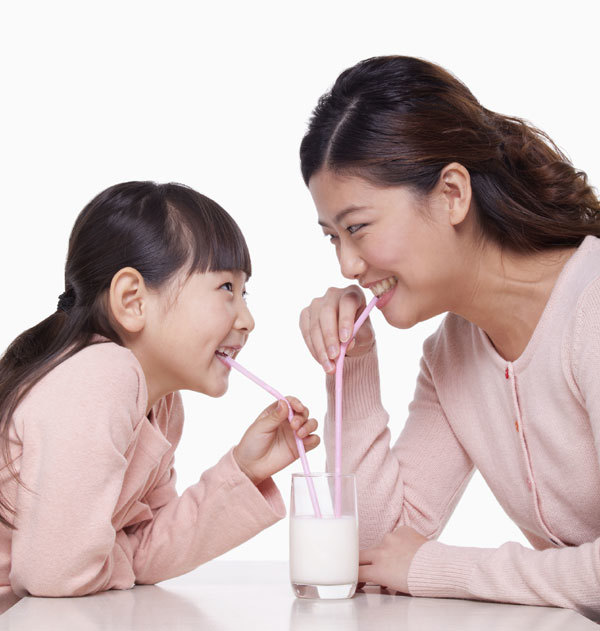 Mẹ “đánh đông dẹp tây” tìm nguồn sữa tươi chuẩn trong mơ cho con - Ảnh 1
