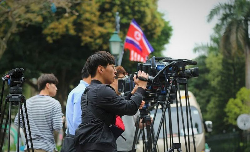 Hà Nội rợp cờ hoa chào đón Hội nghị thượng đỉnh Mỹ - Triều Tiên - Ảnh 5
