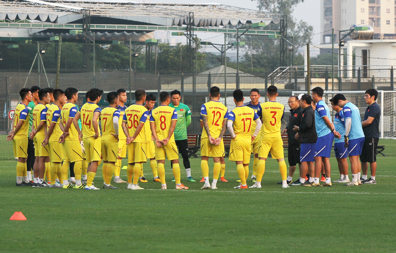 [Ảnh] Xuân Trường chia tay ĐTQG, HLV Park Hang-seo "vò đầu bứt tóc" - Ảnh 1