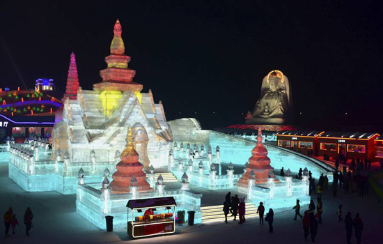 Chiêm ngưỡng lễ hội băng đăng lớn nhất thế giới tại Trung Quốc - Ảnh 1