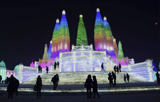 Chiêm ngưỡng lễ hội băng đăng lớn nhất thế giới tại Trung Quốc - Ảnh 3