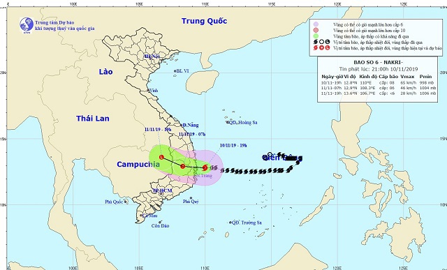 Bão số 6 suy yếu nhanh chóng khi đổ bộ vào Phú Yên, Khánh Hòa - Ảnh 1