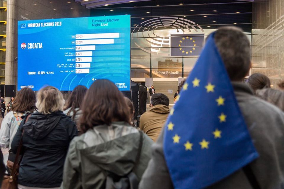 Bầu cử Nghị viện châu Âu thêm "sóng gió" cho Brexit? - Ảnh 1