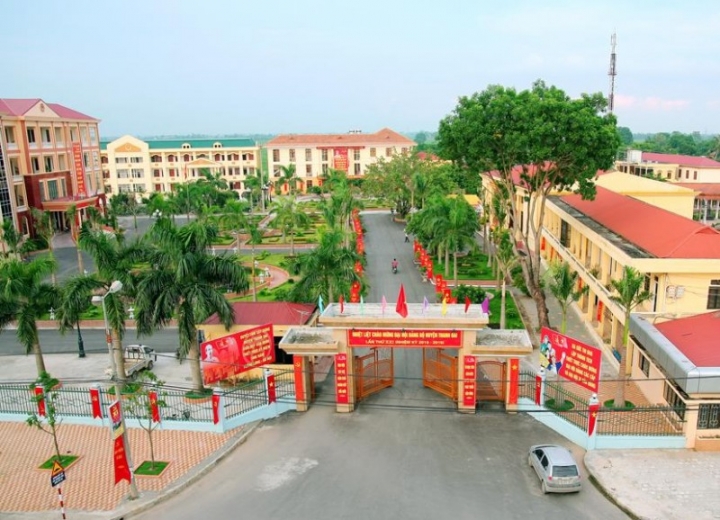 Huyện Thanh Oai chưa chấm dứt hợp đồng lao động với các giáo viên - Ảnh 1