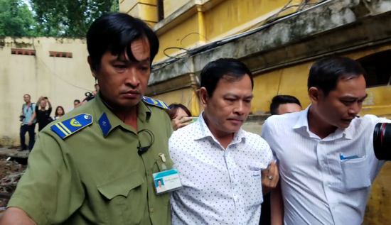 Ra quyết định thi hành án phạt tù đối với ông Nguyễn Hữu Linh - Ảnh 1