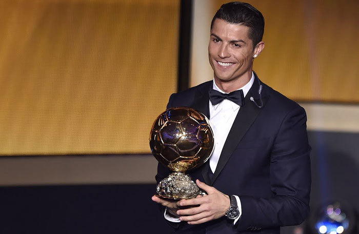 Ronaldo lần thứ 5 giành Quả bóng Vàng Thiên tài từ khổ luyện - Ảnh 1