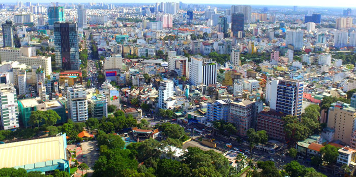 Thị trường bất động sản TP Hồ Chí Minh năm 2019: Rủi ro chực chờ - Ảnh 1