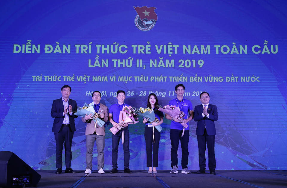 Bế mạc Diễn đàn trí thức trẻ Việt Nam toàn cầu - Ảnh 7