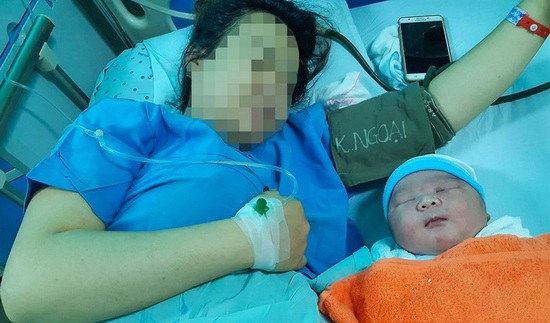 Bé trai ở Quảng Nam chào đời nặng 5,1kg - Ảnh 1
