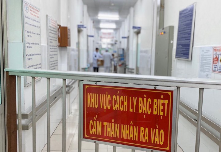 2 ca nhiễm virus corona đầu tiên ở TP Hồ Chí Minh - Ảnh 1