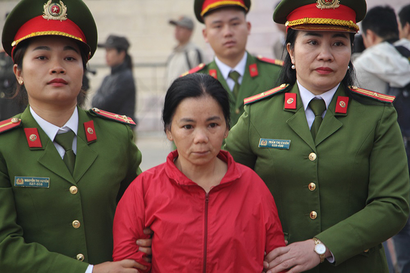 Luật sư 19 trong 29 bị cáo Đồng Tâm nói bị tra tấn trong giai đoạn điều  tra  Tiếng Việt