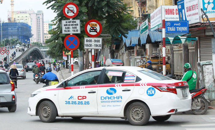 Uber, Grab bị cấm trên 11 tuyến phố nào của Hà Nội? - Ảnh 4