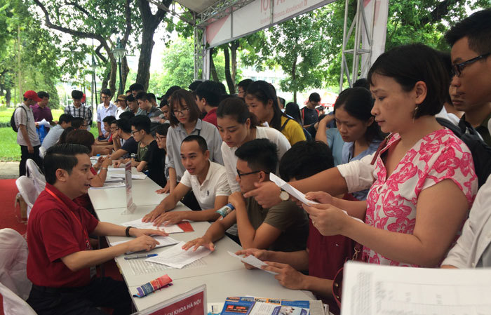 Điểm thi cao bất thường ở Hà Giang: Có nên để Bộ GD&ĐT chấm thi THPT? - Ảnh 1