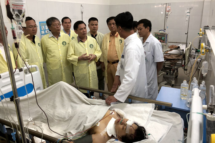 Bộ trưởng Nguyễn Văn Thể nói gì sau vụ TNGT đặc biệt nghiêm trọng tại Quảng Nam - Ảnh 1