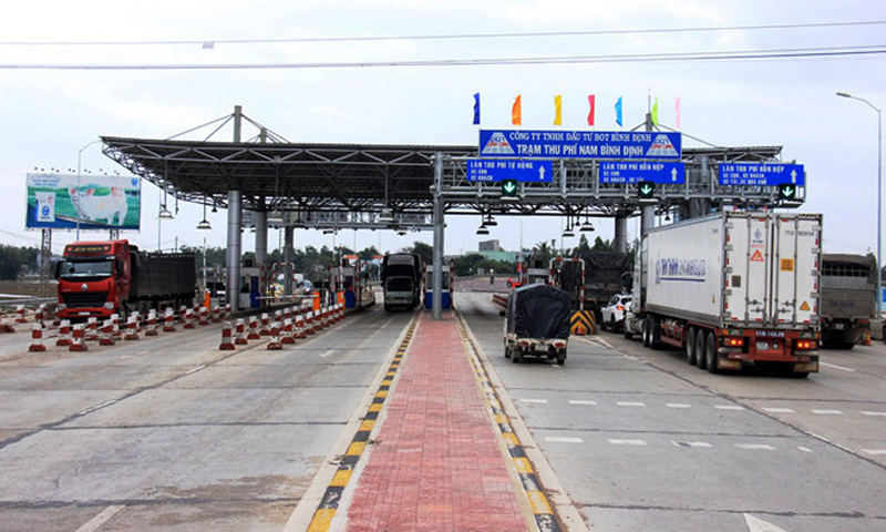Mức giảm giá vé qua BOT Nam Bình Định của Bộ Giao thông không theo thỏa thuận - Ảnh 1