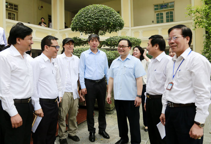 Bí thư Thành ủy Hoàng Trung Hải làm việc với Sở VH&TT Hà Nội: Đồng bộ, sáng tạo để phát huy các giá trị văn hóa của Thủ đô - Ảnh 2
