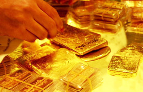 Giá vàng tăng mạnh do đồng USD lùi phiên thứ 3 liên tiếp - Ảnh 1