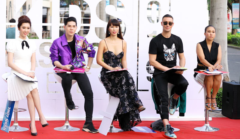 Dàn siêu mẫu đình đám trình diễn trong show thời trang nhí Châu Á - Ảnh 4