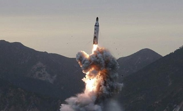 Hàn Quốc phóng 3 tên lửa đáp trả Triều Tiên - Ảnh 1