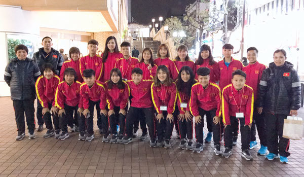 U19 nữ Việt Nam làm quen sân bãi và thời tiết tại Nhật Bản - Ảnh 1