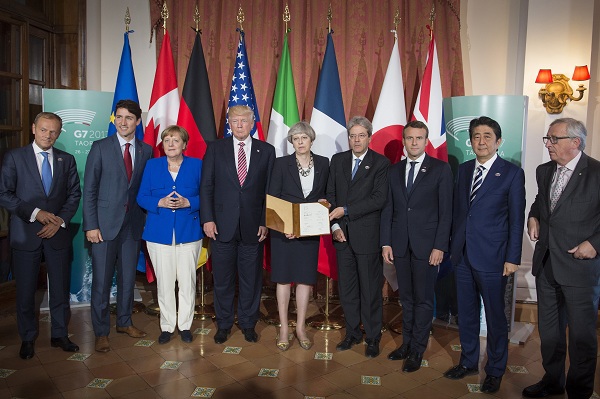 G7 đang dẫn thế giới đến khủng hoảng tài chính mới - Ảnh 1