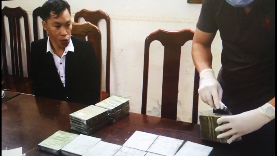 Hà Nội: Triệt phá đường dây ma túy liên tỉnh, thu giữ 20 bánh heroin - Ảnh 1