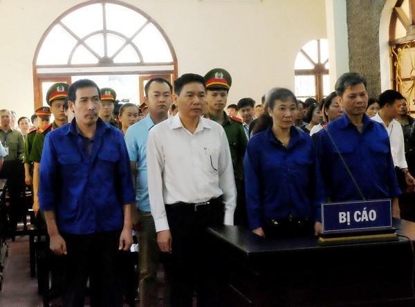 Vụ gian lận thi cử ở Sơn La: Bắt cựu Phó Giám đốc Sở GD-ĐT Trần Xuân Yến - Ảnh 1
