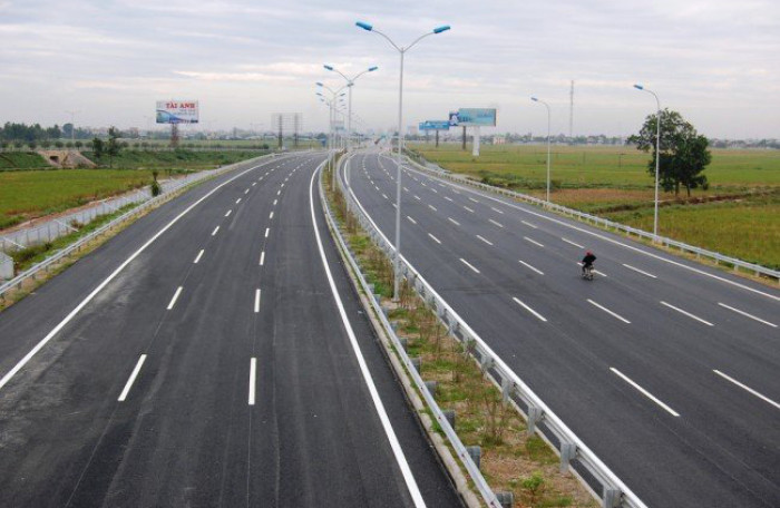 Cần lựa chọn nhà thầu có uy tín, đủ năng lực cho dự án đường cao tốc Bắc-Nam - Ảnh 1