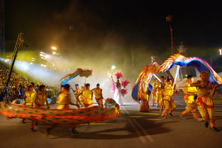 Hơn 1.100 diễn viên tham gia Carnaval Hạ long 2018 - Ảnh 1