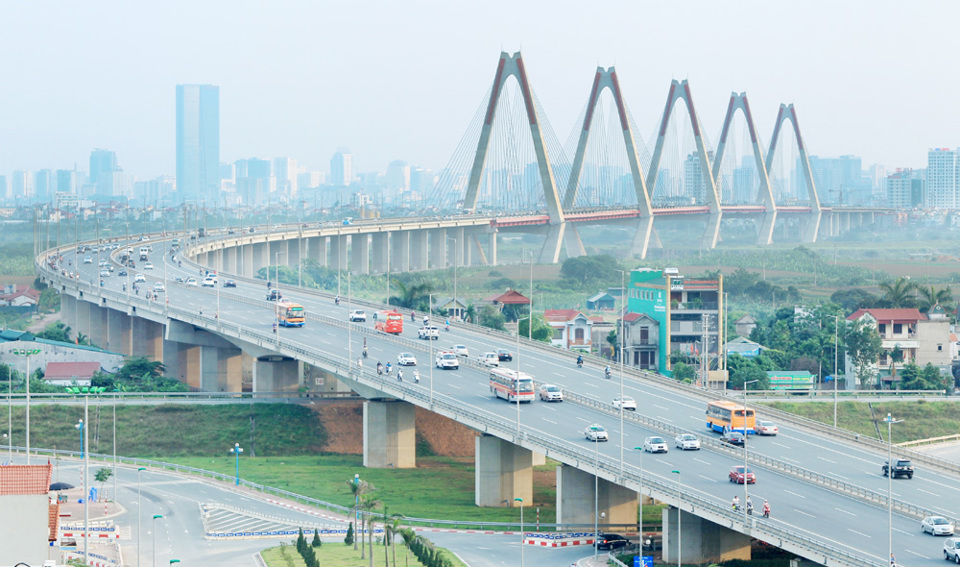 Đầu tư vào hạ tầng đô thị Hà Nội: Lợi ích kép - Ảnh 1