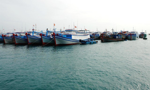 44 tàu thuyền Việt Nam vào Philippines trú tránh bão số 6 - Ảnh 1