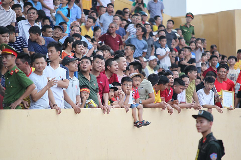 [Ảnh] Những khoảnh khắc hiếm có của bóng đá Việt Nam sau gần một thập kỷ - Ảnh 6