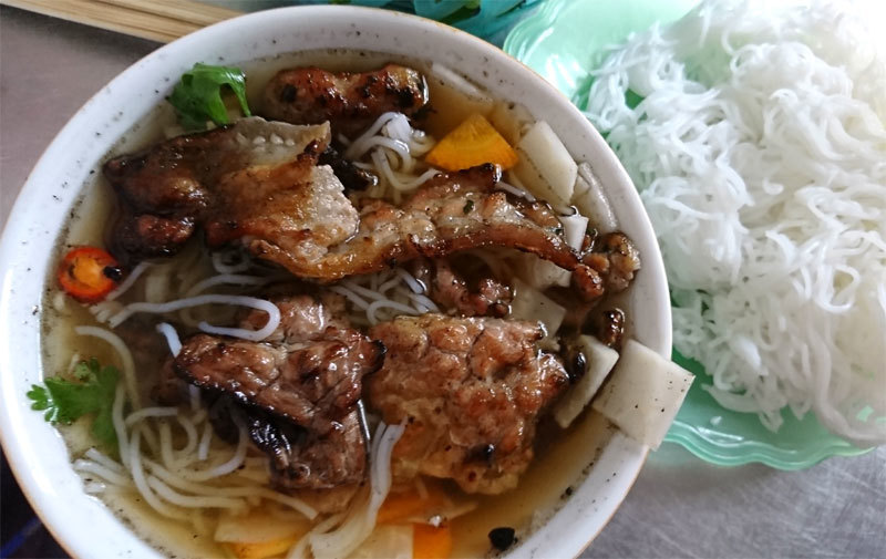 Những món ăn đặc trưng riêng của Hà Nội, du khách phương xa không thể bỏ qua - Ảnh 4