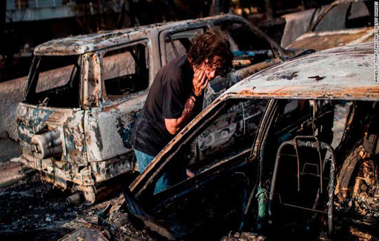 Cận cảnh thảm họa cháy rừng xóa sổ nhiều ngôi làng gần thủ đô Hy Lạp - Ảnh 1