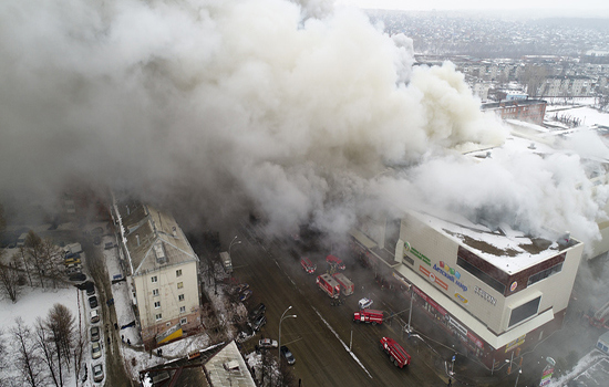 Cận cảnh vụ cháy thảm khốc ở Kemerovo khiến 64 người thiệt mạng - Ảnh 3
