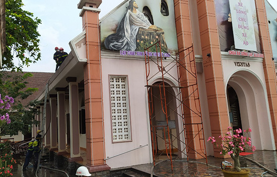 Cháy nhà thờ Cồn Dầu ở Đà Nẵng - Ảnh 3