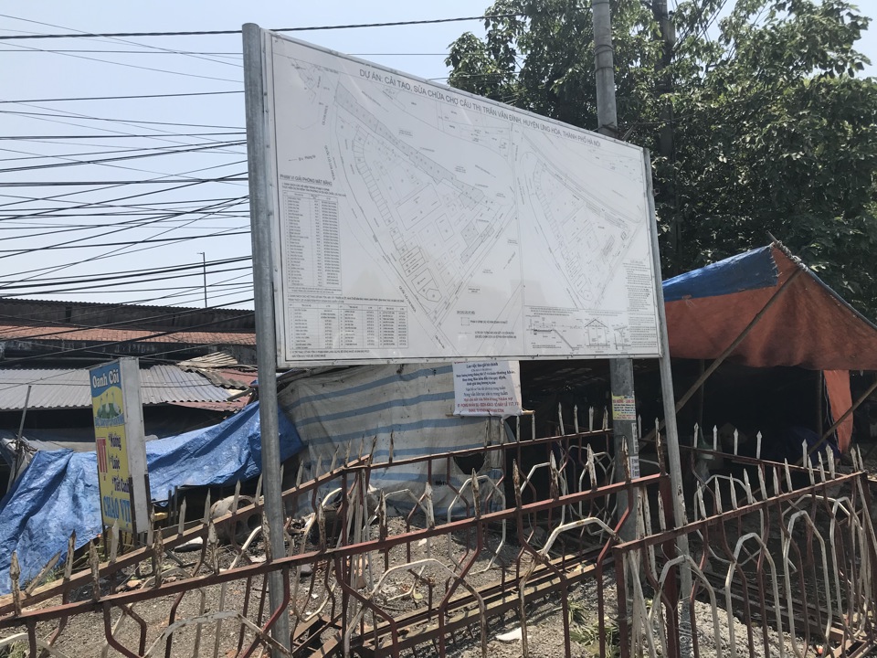 Tại thị trấn Vân Đình, huyện Ứng Hòa: Nguy cơ cháy nổ cao, cấp thiết sửa chữa chợ Cầu - Ảnh 3