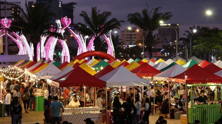 Đà Nẵng: Chợ đêm đang từng bước phát triển - Ảnh 1