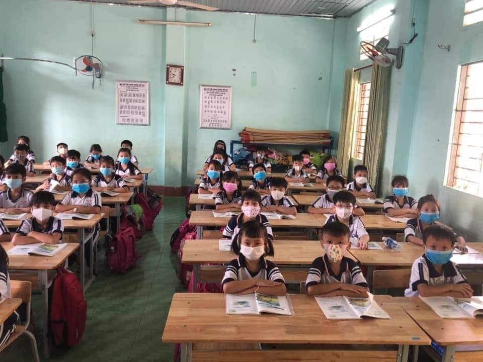 TP Hồ Chí Minh: Có nên cho học sinh tiếp tục nghỉ học để phòng, chống dịch Covid-19? - Ảnh 2