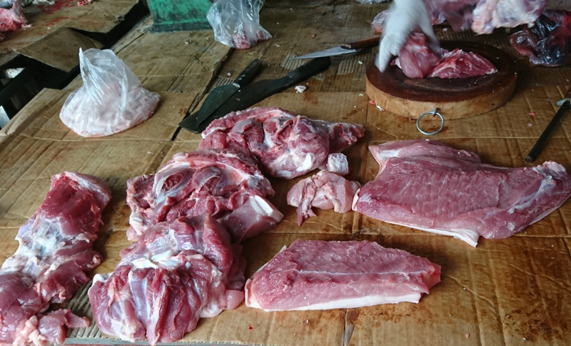 Hà Nội: Gần 1 tuần thực hiện giảm giá thịt lợn hơi, thị trường vẫn không có nhiều chuyển biến - Ảnh 1