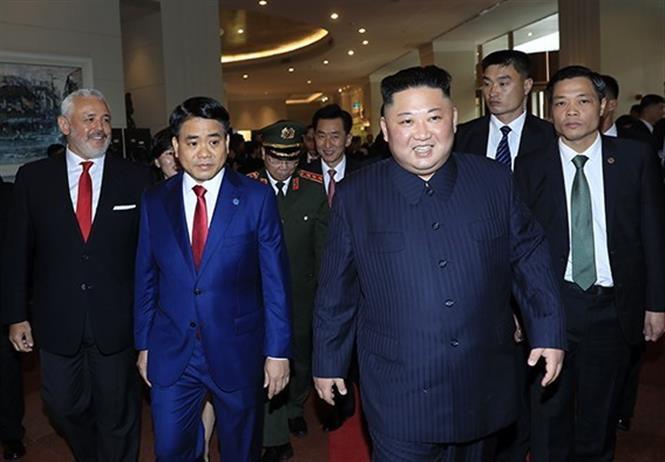 Chủ tịch Hà Nội Nguyễn Đức Chung đón Nhà lãnh đạo Kim Jong-un - Ảnh 4